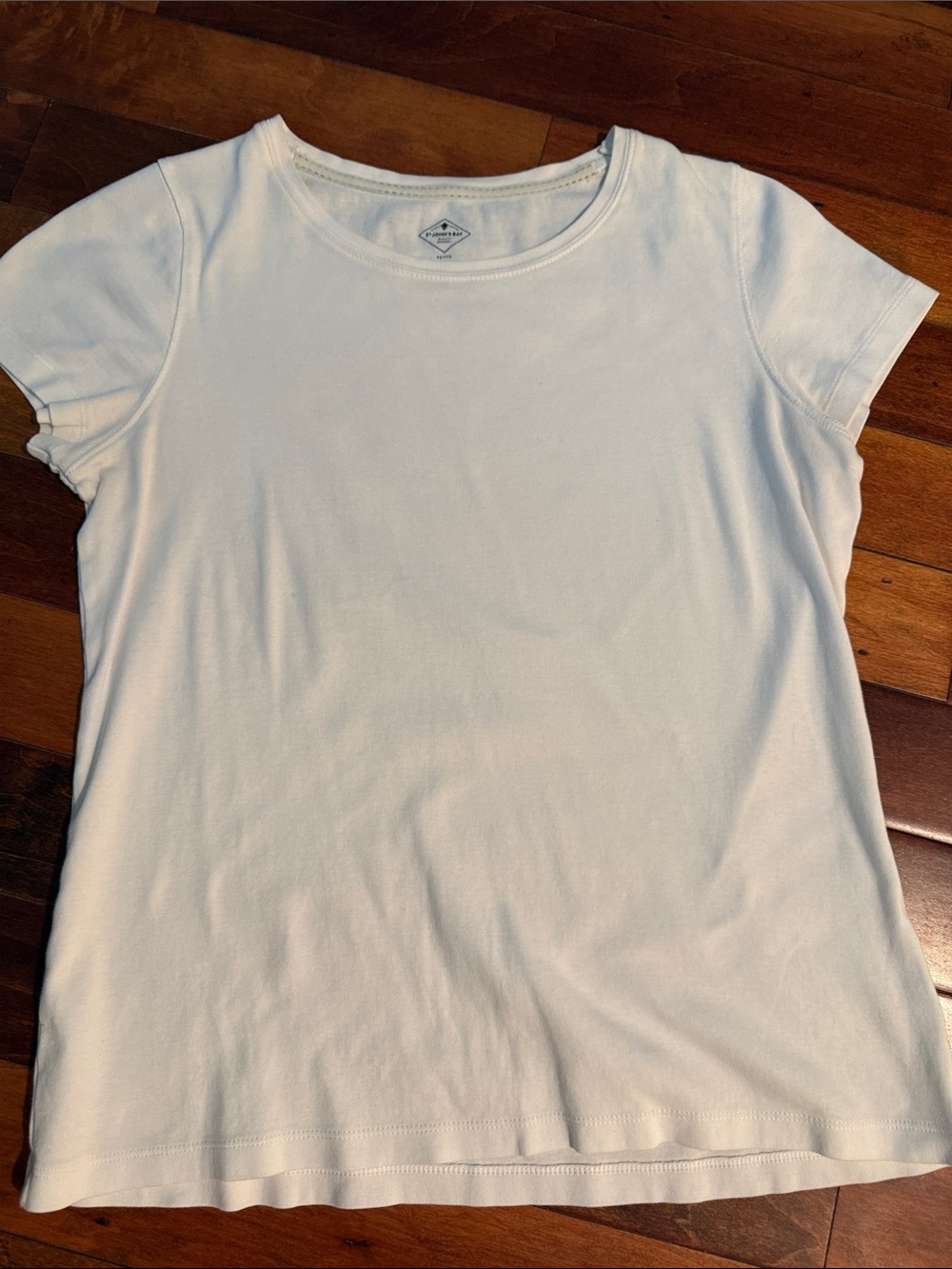 White short sleeved shirt